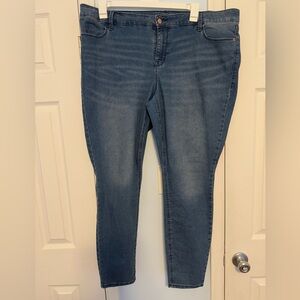 Old Navy Super Skinny Jeans